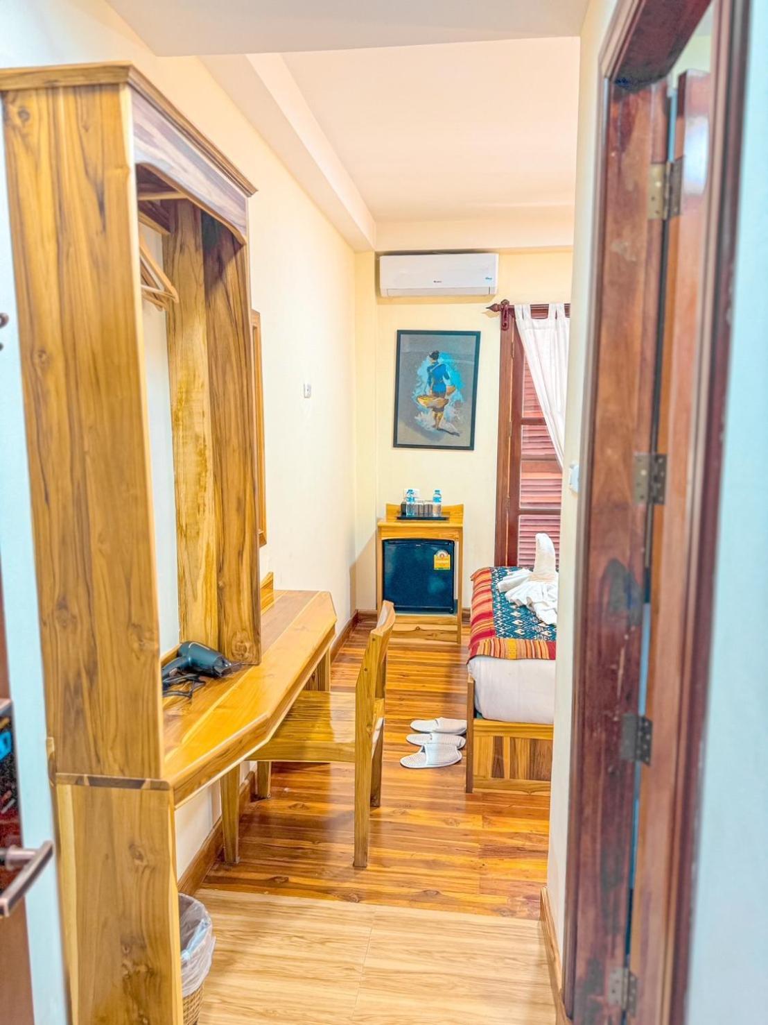 לואנג פרבאנג Luang Phasouk Hotel מראה חיצוני תמונה