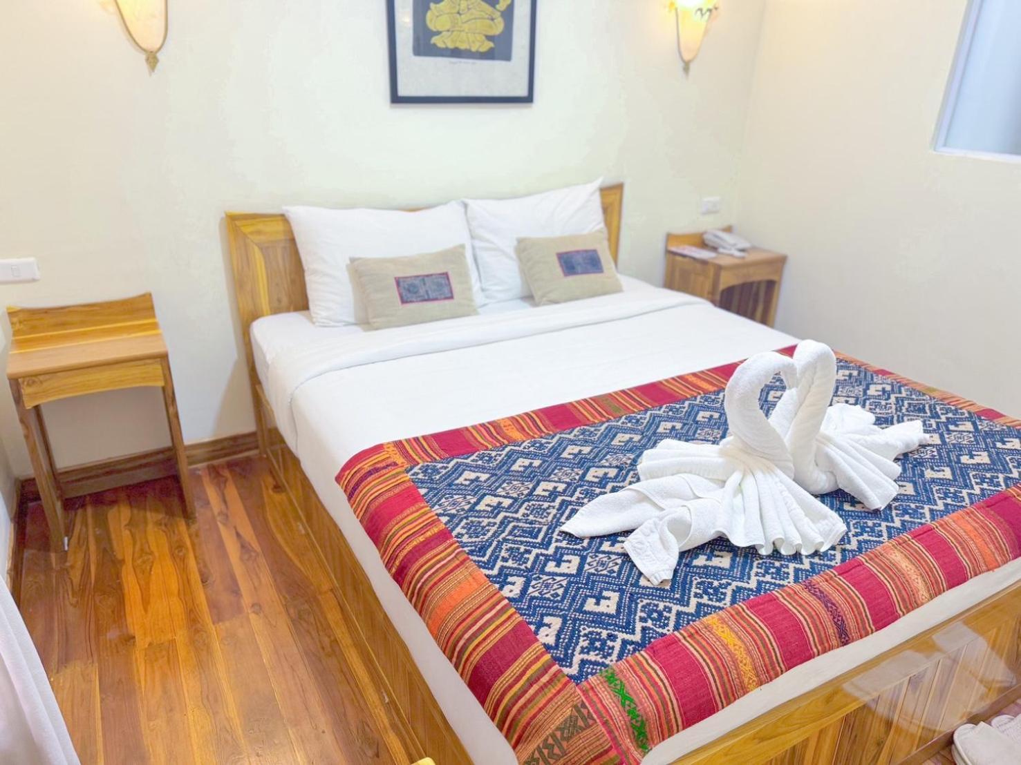 לואנג פרבאנג Luang Phasouk Hotel מראה חיצוני תמונה